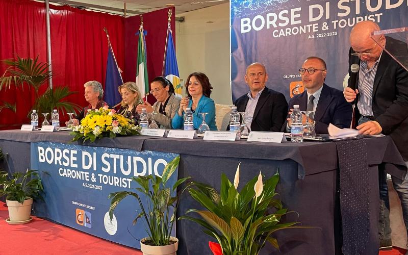Consegna borse di studio