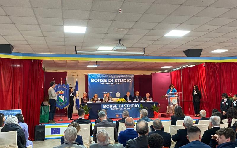 Consegna borse di studio