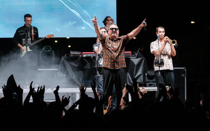 La festa con Roy Paci & Aretuska per celebrare i 60 anni di navigazione